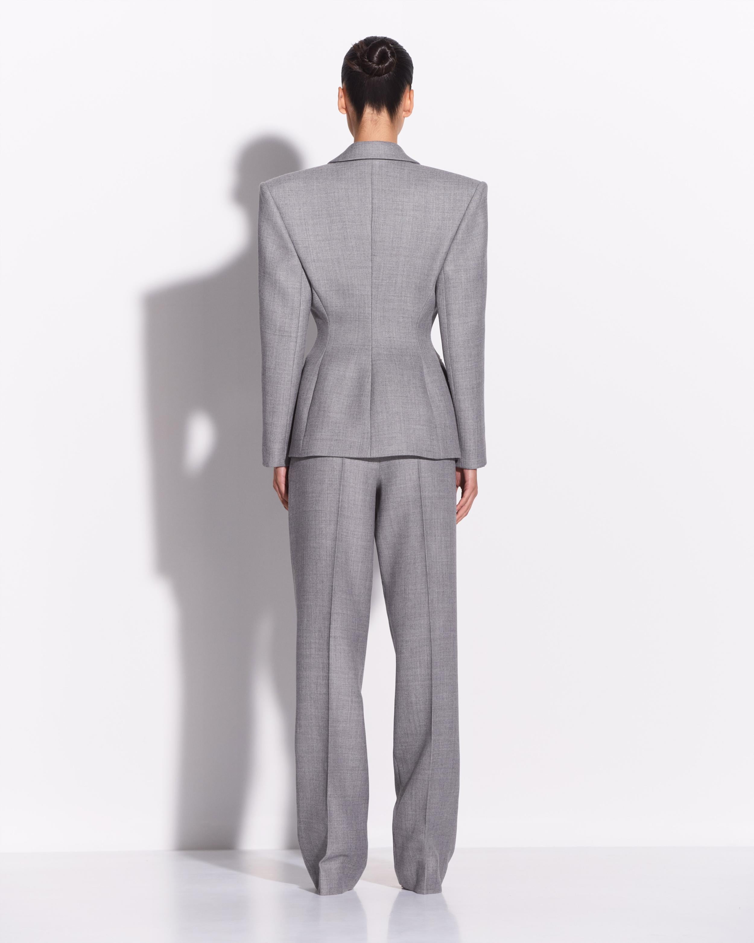Single Breasted Contour Blazer in Wool Suiting - Image 3